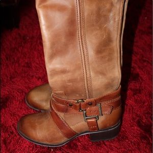 Gianni Bini boots NEVERWORN